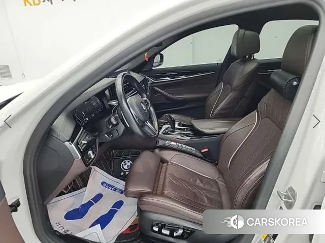 BMW 5 Series (G30) id 3478917 из Кореи 18