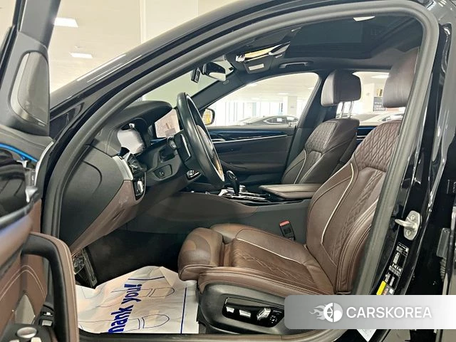 BMW 5 Series (G30) id 3892790 из Кореи 20