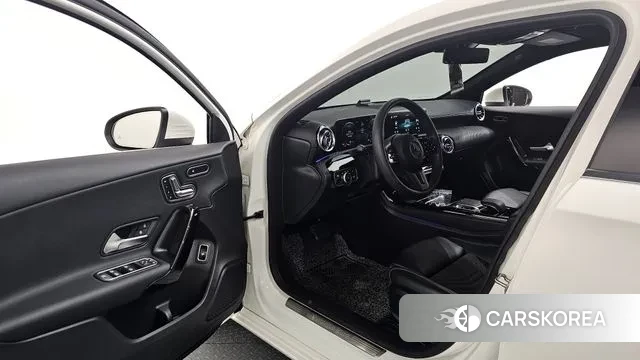 Mercedes-Benz A-Class W177 id 3691933 из Кореи 20