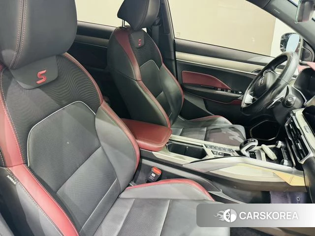Geely Automobile Binyue id 4253077 из Китая 31