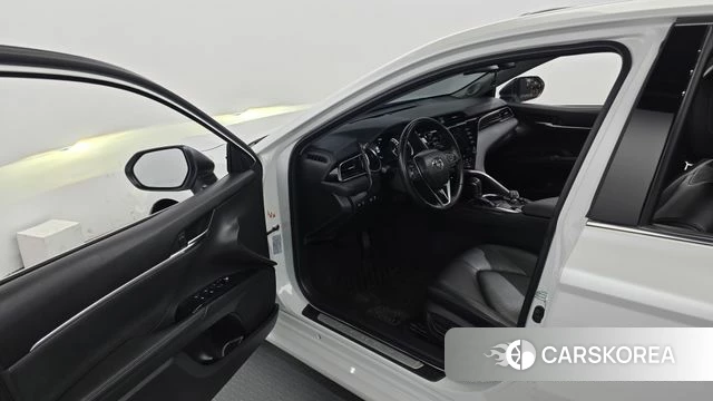 Toyota Camry (XV70) id 4020145 из Кореи 20