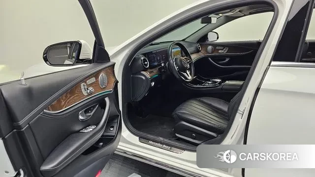 Mercedes-Benz E-Class W213 id 3552618 из Кореи 20