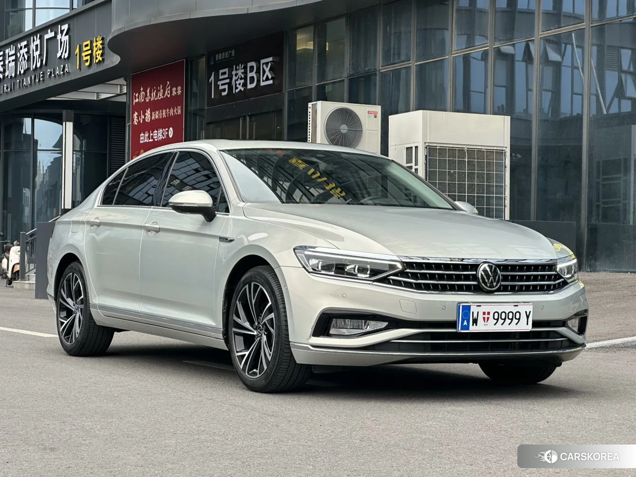 Volkswagen Magotan id 4440623 из Китая 19