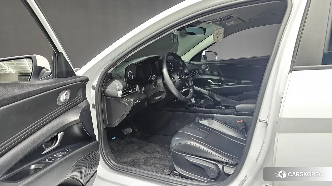 Hyundai Avante Hybrid (CN7) id 2068005 из Кореи 20