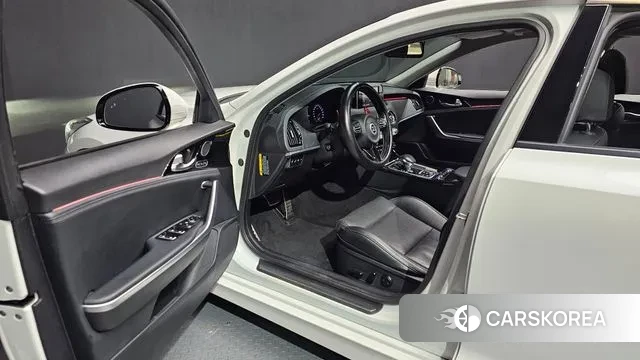 Kia Stinger id 3429431 из Кореи 20