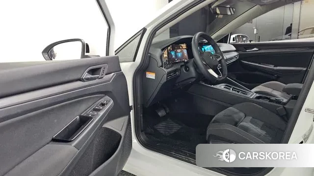 Volkswagen Golf 8th Generation id 3696912 из Кореи 20