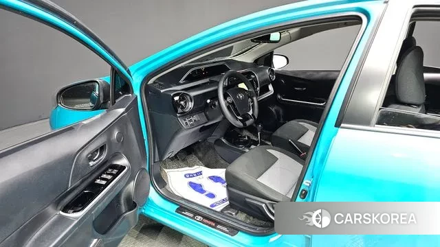 Toyota Prius C id 3220805 из Кореи 20