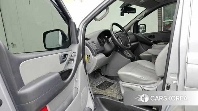 Hyundai The New Grand Starex id 4246313 из Кореи 20