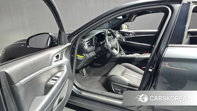 Genesis G70 id 4285733 из Кореи 33