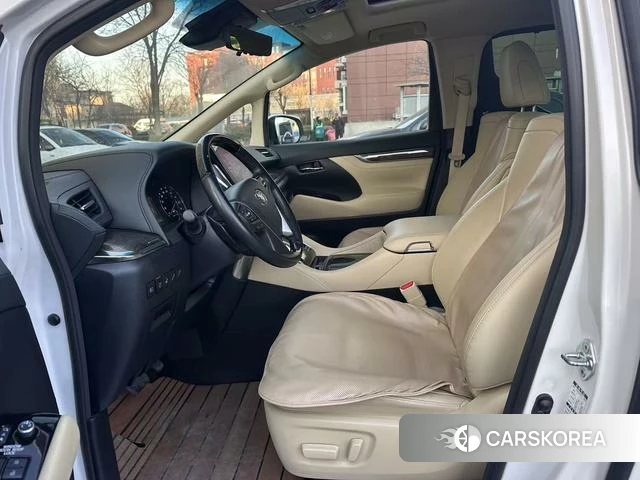 Toyota Elfa id 4258830 из Китая 12