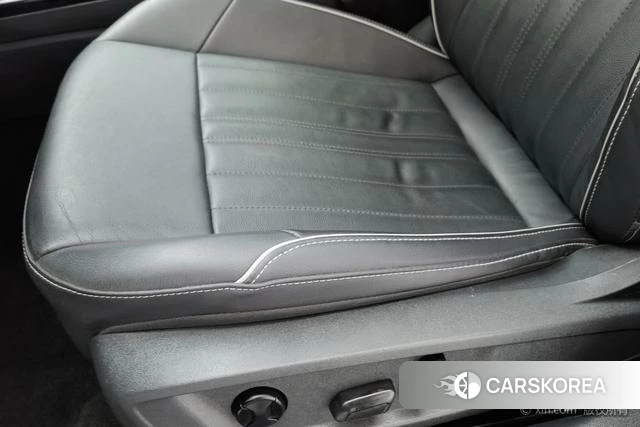 Volkswagen Passat id 4321155 из Китая 24