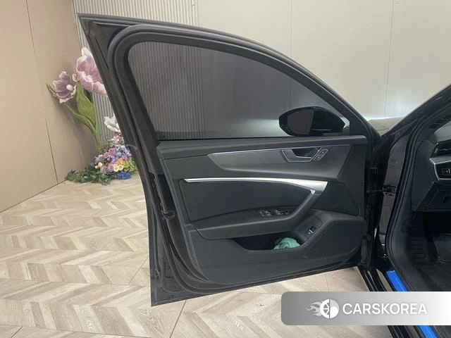 Audi A6L id 4253134 из Китая 26