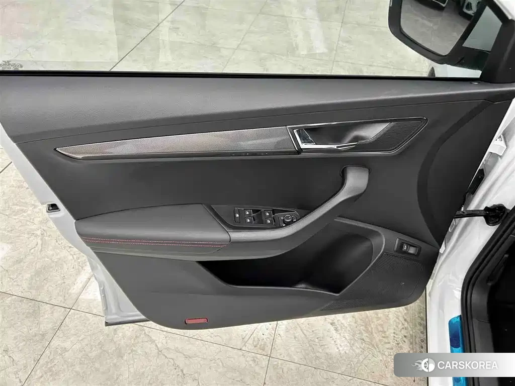 Skoda Krok id 4538593 из Китая 24