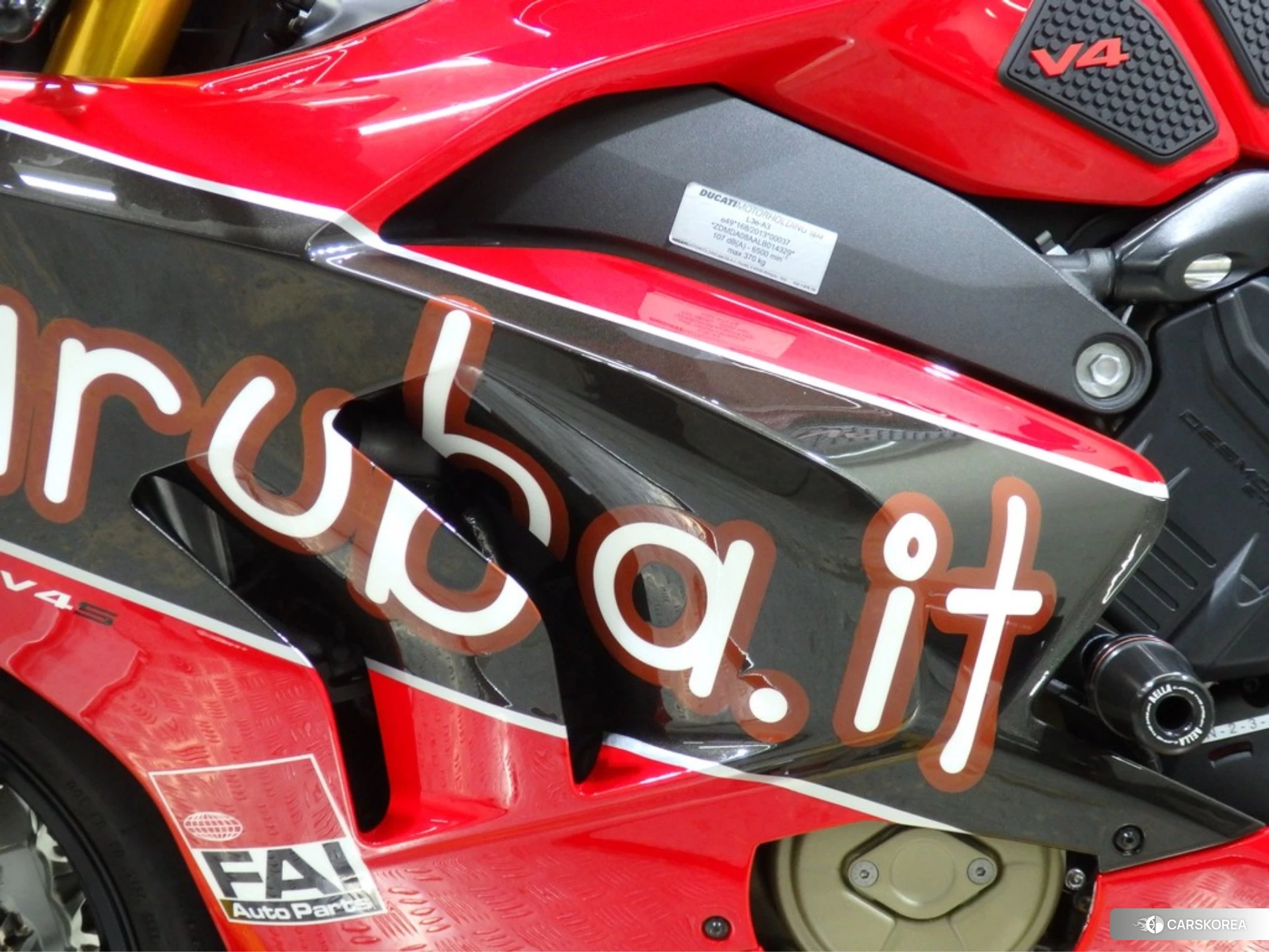 Ducati PANIGALE V4 S id 4373917 из Японии 30