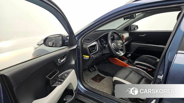 Kia Stonic id 3955699 из Кореи 20