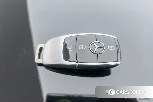 Mercedes-Benz E-class id 4334705 из Китая 24