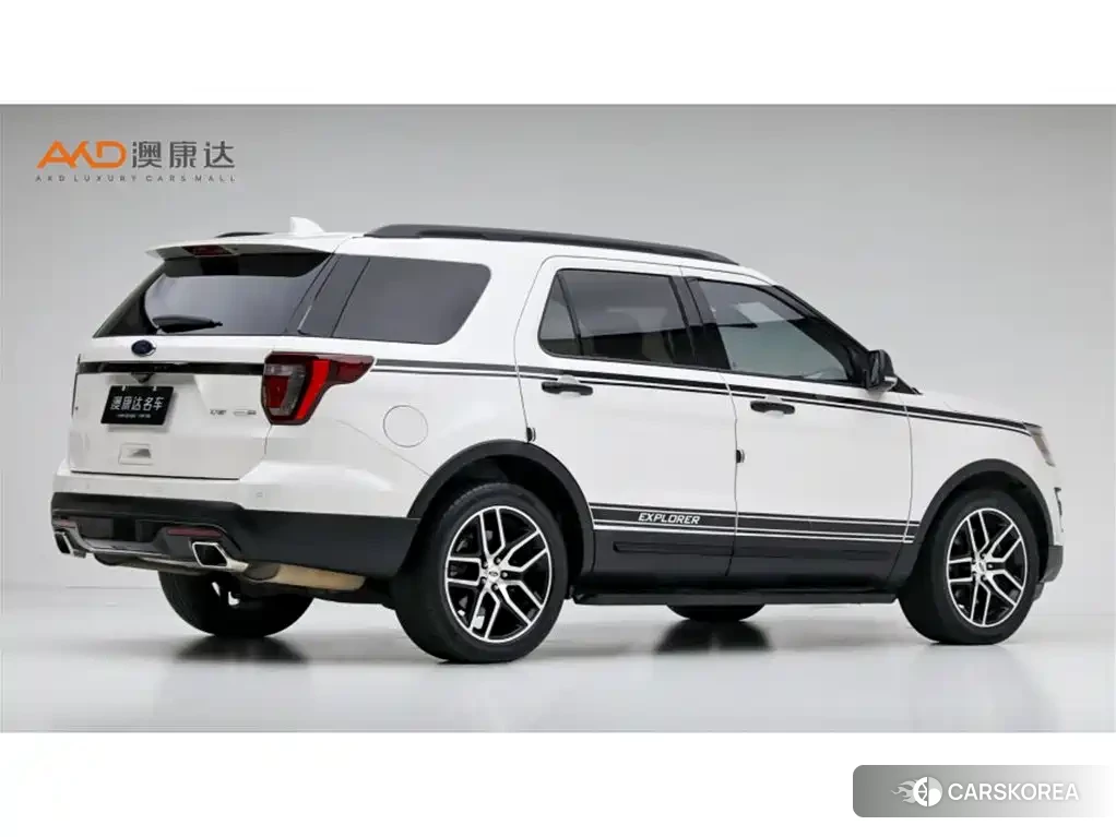 Ford Explorer id 4679901 из Китая 11