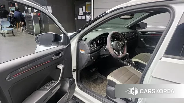 Volkswagen T-Roc id 3759397 из Кореи 20