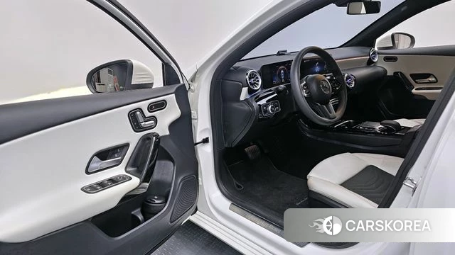 Mercedes-Benz A-Class W177 id 3885636 из Кореи 20