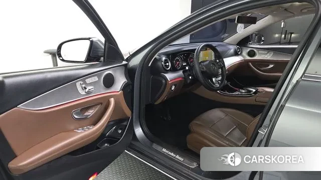 Mercedes-Benz E-Class W213 id 3656929 из Кореи 20