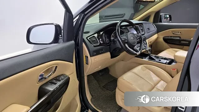 Kia The New Carnival id 2991284 из Кореи 20