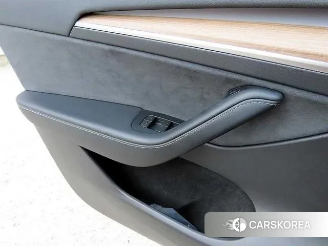 Tesla Model Y id 3305311 из Кореи 20