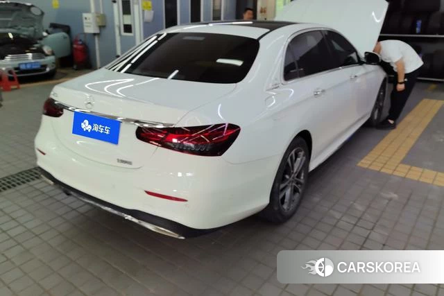 Mercedes-Benz E-class id 4336324 из Китая 17