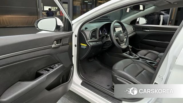 Hyundai Avante AD id 4390470 из Кореи 20