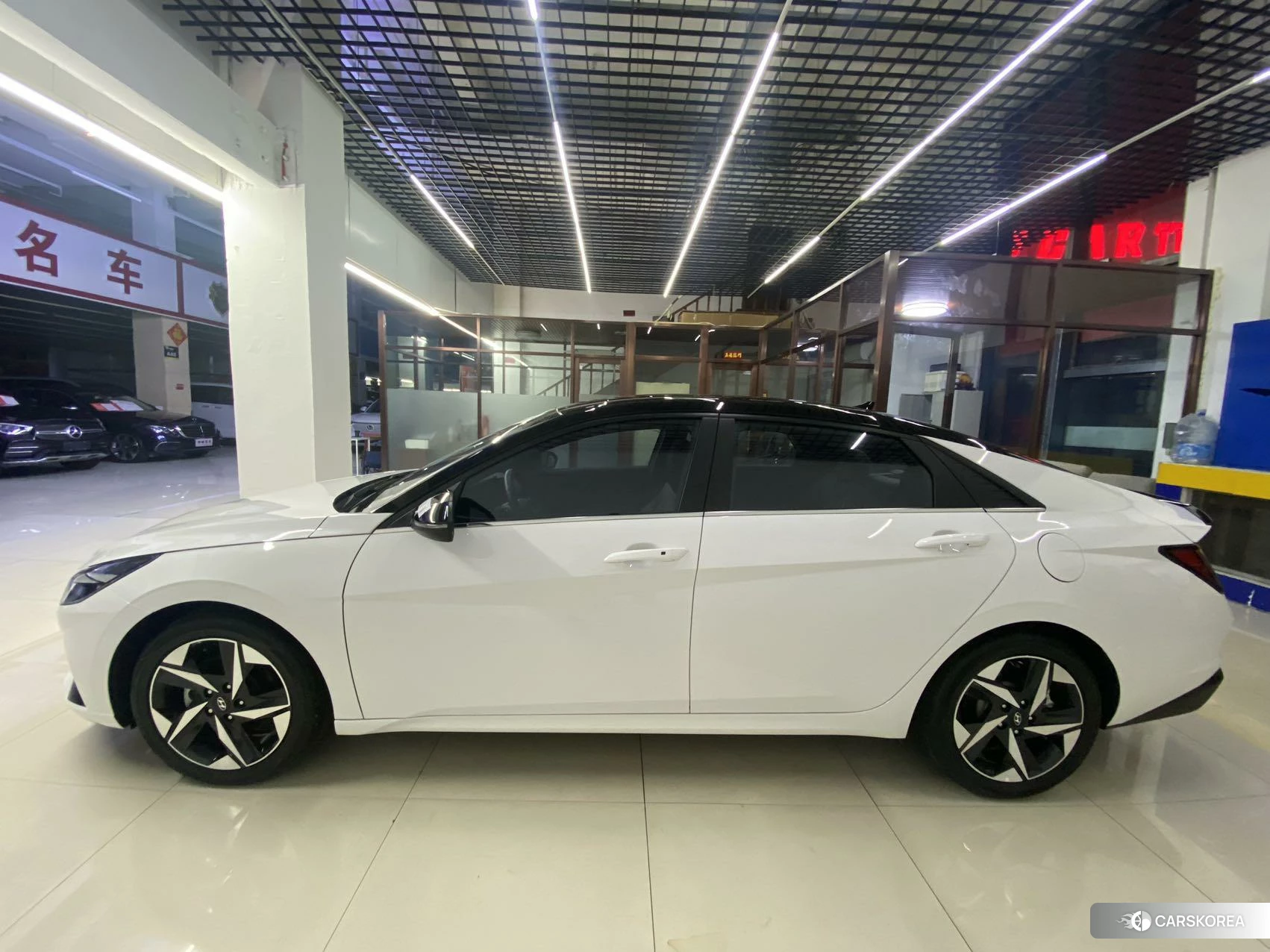 Hyundai Elantra id 4513645 из Китая 16