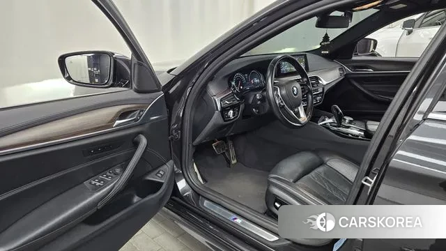 BMW 5 Series (G30) id 3455214 из Кореи 20