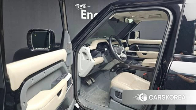 Land Rover Defender (L663) id 3832994 из Кореи 20