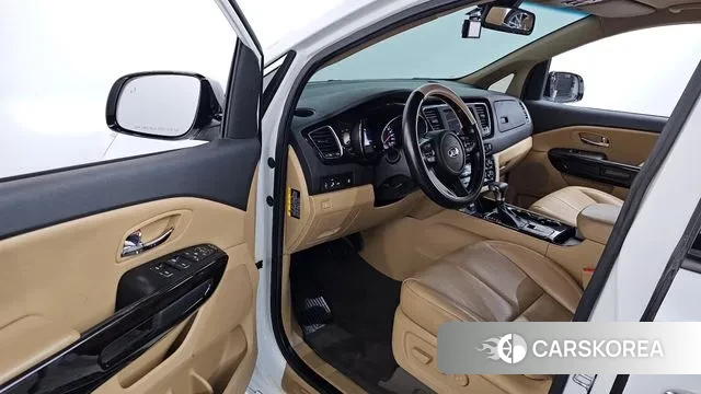 Kia The New Carnival id 3728228 из Кореи 20