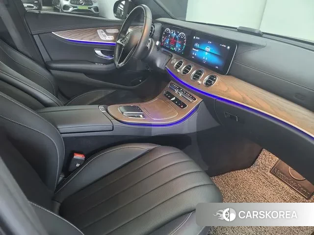 Mercedes-Benz E-Class W213 id 3639301 из Кореи 20