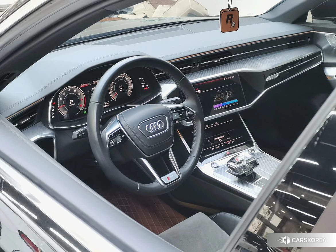 Audi A6L id 4467739 из Китая 24