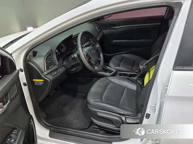 Hyundai Avante AD id 3748660 из Кореи 20