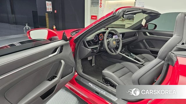 Porsche 911(992) id 4637265 из Кореи 37