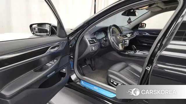 BMW 7 Series (G11) id 3188482 из Кореи 20