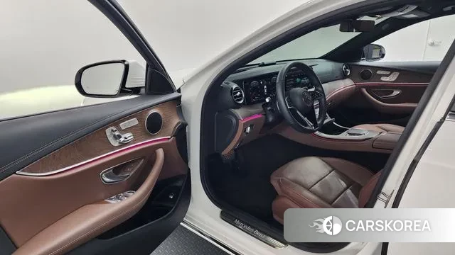 Mercedes-Benz E-Class W213 id 3372436 из Кореи 20