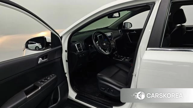 Kia Sportage The Bold id 4344462 из Кореи 31