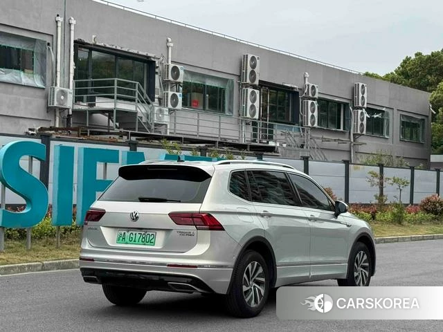 Volkswagen Tiguan L PHEV id 4219272 из Китая 15