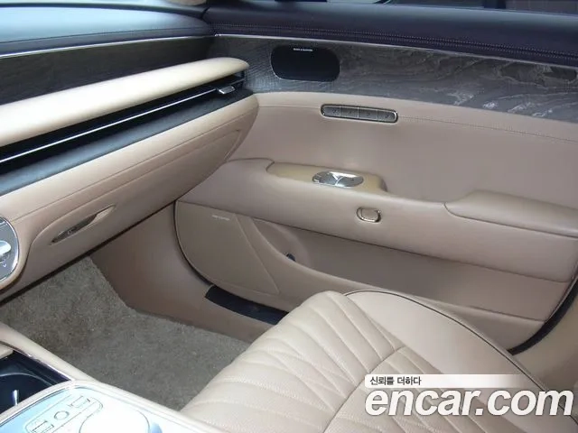 Genesis G90 (RS4) id 2857943 из Кореи 19