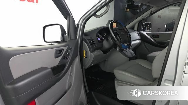 Hyundai The New Grand Starex id 4356948 из Кореи 20