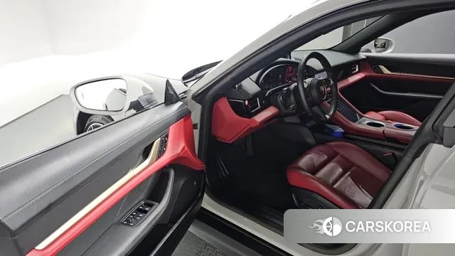 Porsche Taycan id 3518538 из Кореи 20