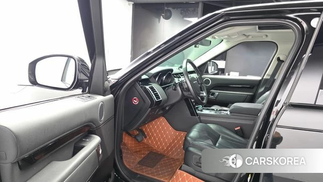 Land Rover Discovery 5 id 4610018 из Кореи 33
