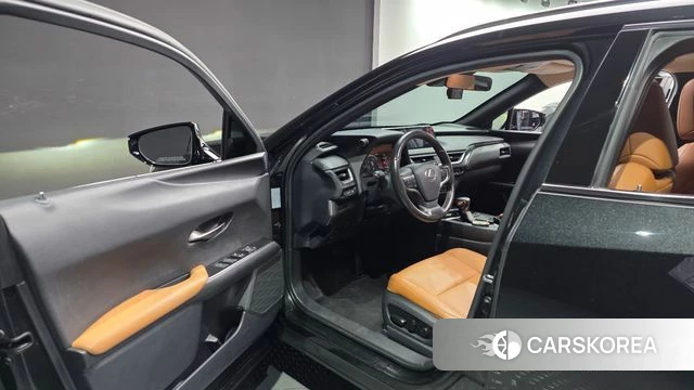 Lexus UX250h id 4873102 из Кореи 20