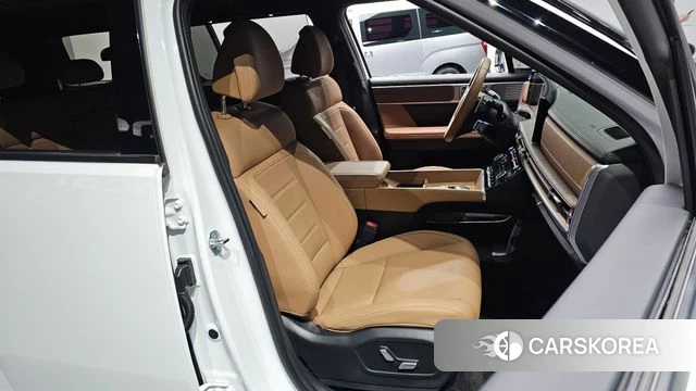 Hyundai Santa Fe (MX5) id 4222878 из Кореи 30