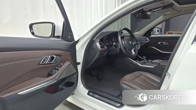 BMW 3 Series (G20) id 3592709 из Кореи 20