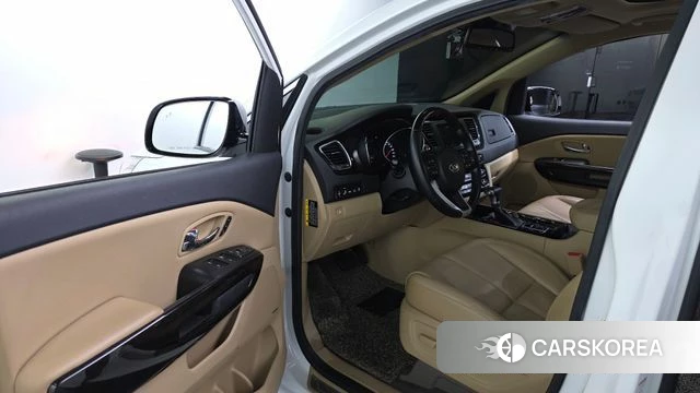 Kia The New Carnival id 4377779 из Кореи 35