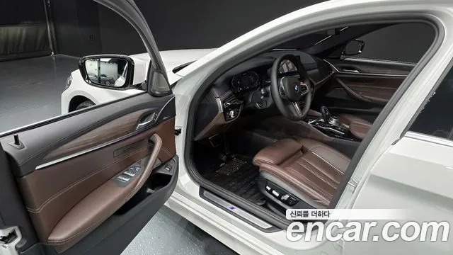 BMW 5 Series (G30) id 2880799 из Кореи 20