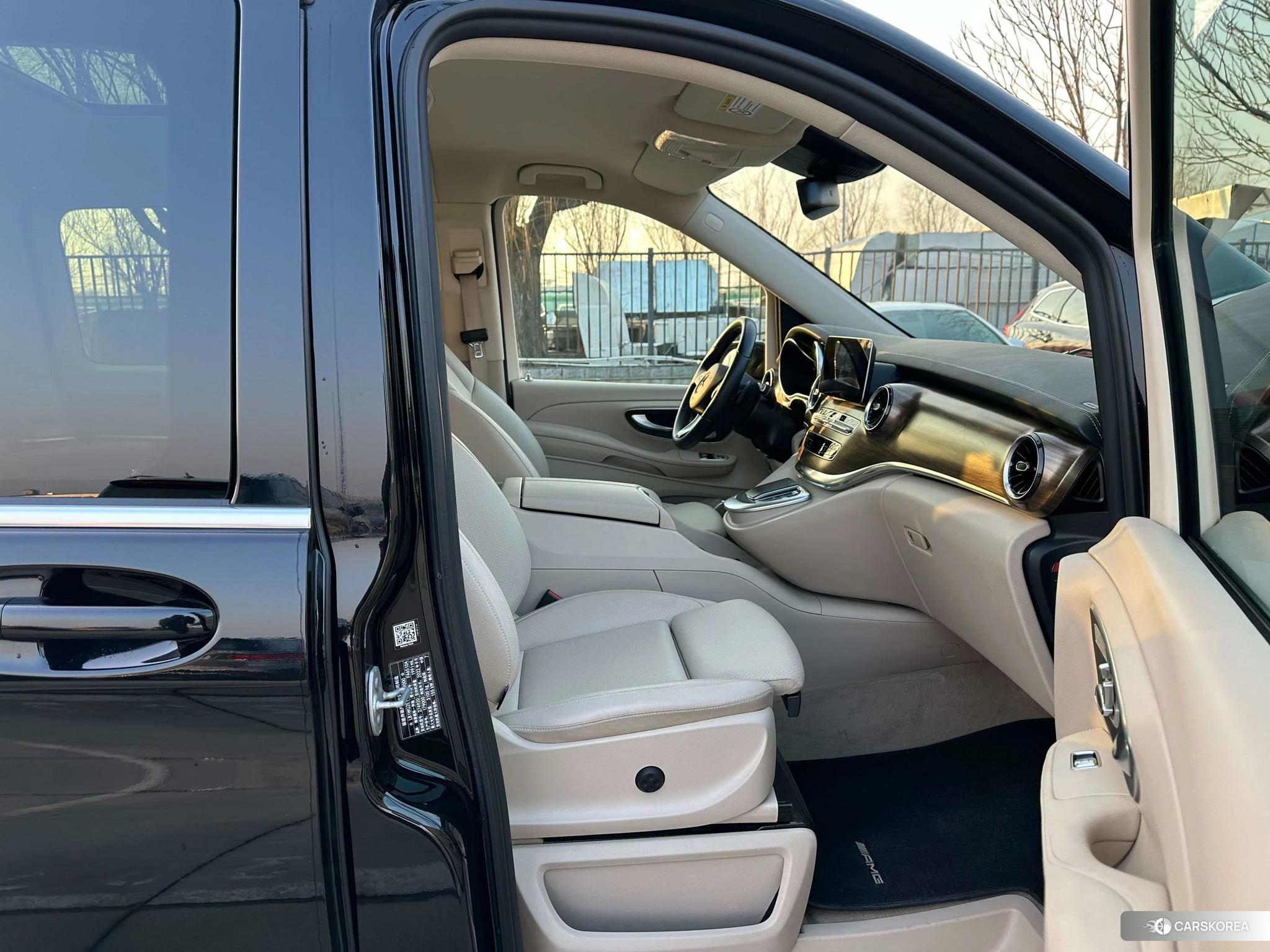 Mercedes-Benz V-class id 4486627 из Китая 27